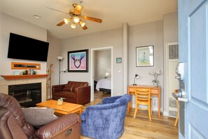 TV connectée, cheminée