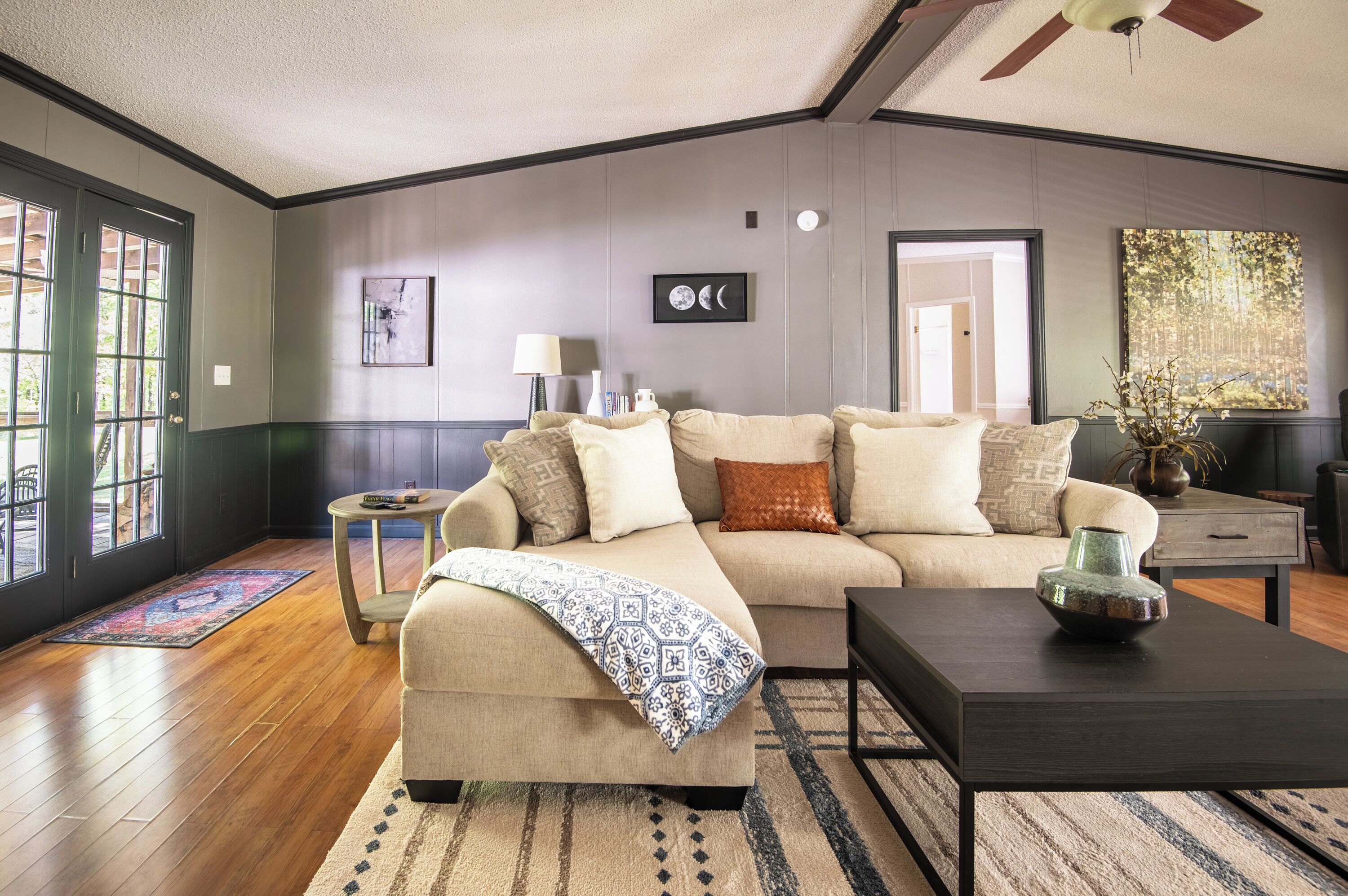 Smart TV, fireplace, offices