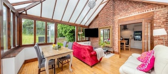 Blythbury farm house and cottage