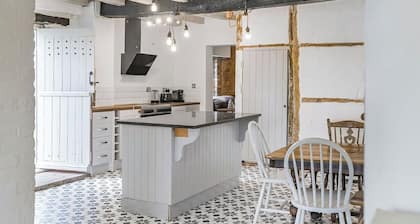 Blythbury farm house and cottage