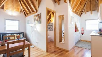 Classic-Apartment, Nichtraucher, Stadtblick | Wohnbereich
