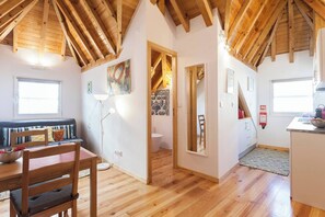 經典公寓, 非吸煙房, 城市景觀 | 起居區