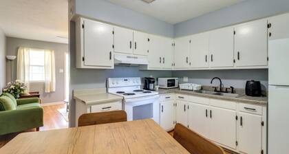 Walk to Dining & Shops: Dtwn Brookhaven Home!