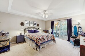 5 Schlafzimmer, Bügeleisen/Bügelbrett, Internetzugang, Bettwäsche