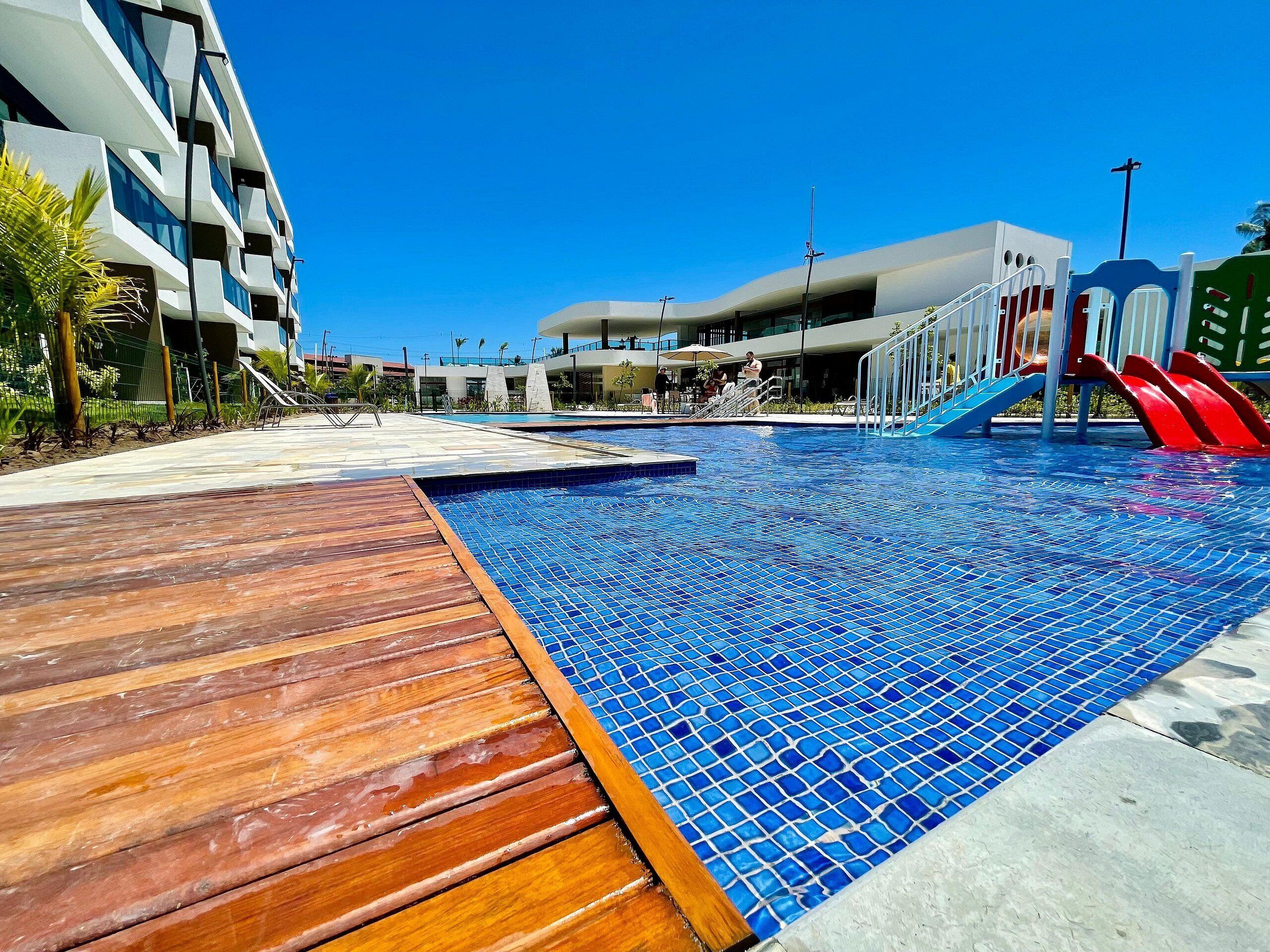 3 piscinas al aire libre