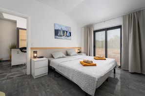 1 bedroom, free WiFi, bed sheets