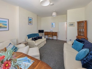 TV - Viking Bay Apartment (Broadstairs)