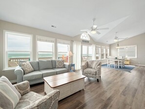 Studio (4 Bedrooms) | Property amenity