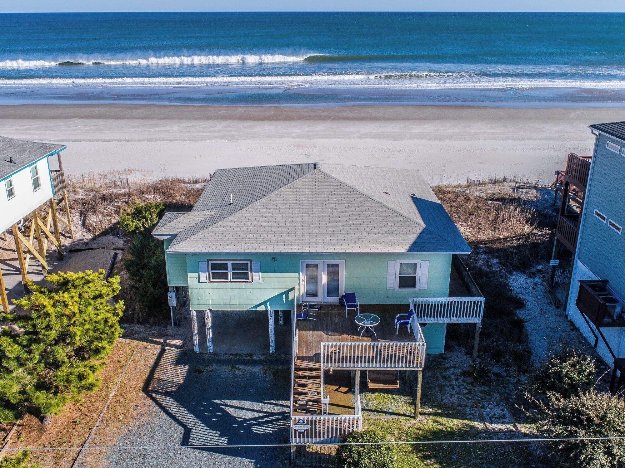 Studio (3 Bedrooms) | Front of property