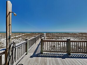 Studio (3 Bedrooms) | Property amenity - Sea Paradise Cottage (Holly Ridge)