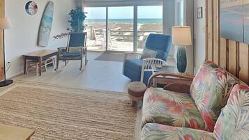 Studio (3 Bedrooms) | Property amenity