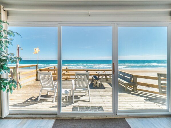 Studio (3 Bedrooms) | Property amenity