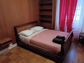 2 camere, ferro/asse da stiro, Wi-Fi, lenzuola