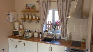 Apartment | Private kitchen - Rustic Kerry Hideaway - Cliffs, Coast & Comfort (Valentia Island)