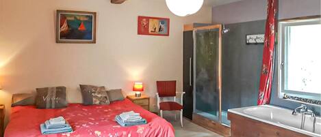 3 chambres, fer et planche Ă repasser, lit parapluie, Wi-Fi gratuit