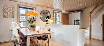 Amazing home in Rønne with WiFi