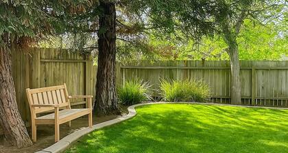 Spacious Home-BBQ,Ev,Comfy BEDS,Near Shops.