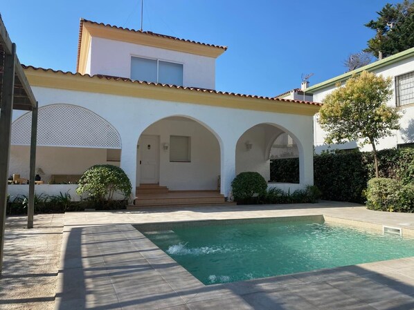 Pool - R5 Casa colonial with private swimming pool in Coma-ruga (Coma-ruga)