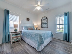 Studio (4 Bedrooms) | Property amenity