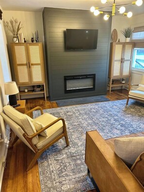 Unclassified image, 3 of 30, button - Luxe 2-Bedroom Duplex, Moments from It All! (Greenwood)