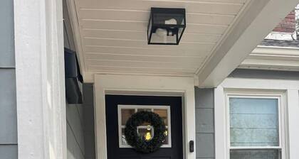 Luxe 2-Bedroom Duplex, Moments from It All!