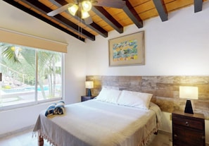 In-room safe, individually decorated, individually furnished, free WiFi - Aventura Pacifico Boutique Suites Villas (Bucerías)