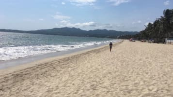 Beach nearby, beach massages, beach bar