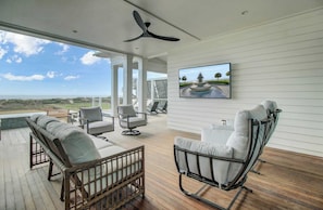 House (6 Bedrooms) | Interior