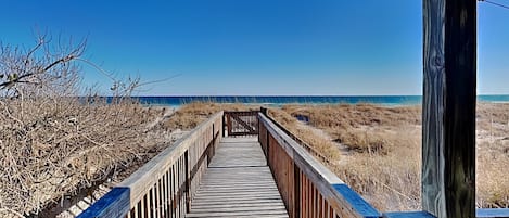 開放式客房 (3 Bedrooms) | 住宿設施服務