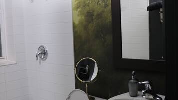 Towels, toilet paper