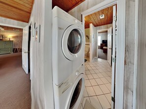 开间 (4 Bedrooms) | 住宿服务设施