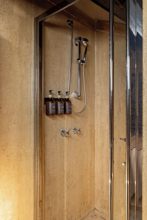 Eco-friendly toiletries, hair dryer, bidet, towels