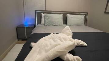 2 chambres, fer et planche Ă repasser, Wi-Fi, draps fournis