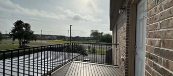 Lemon Home - 2 Queen BR