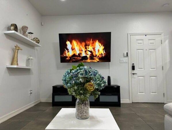 Interior - Mike’s Place - 3 Q Suite w/ TV (Edinburg)