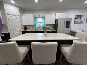 Dining - Mike’s Place - 3 Q Suite w/ TV (Edinburg)