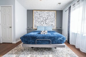 6 slaapkamers, een strijkplank/strijkijzer, gratis wifi, beddengoed