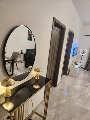 Interior - New modern one bedroom apartment in Kinshasa, Kitambo. Wifi/AC/Generator (Kinshasa Kitambo)