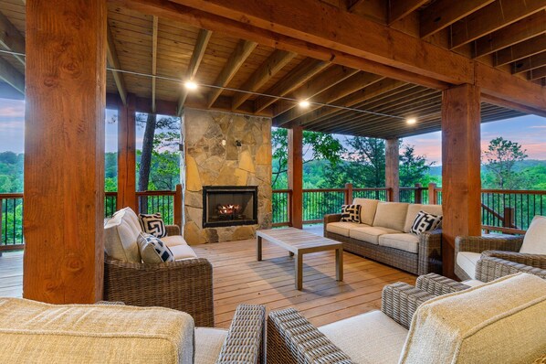 Sun deck