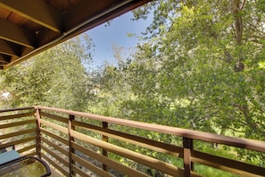 Property grounds - Walk to Riverfront Beach: Kernville Escape (Kernville)
