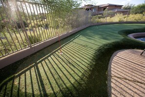 المنطقة المحيطة بالمنشأة