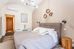 3 chambres, fer et planche Ă repasser, Wi-Fi, draps fournis