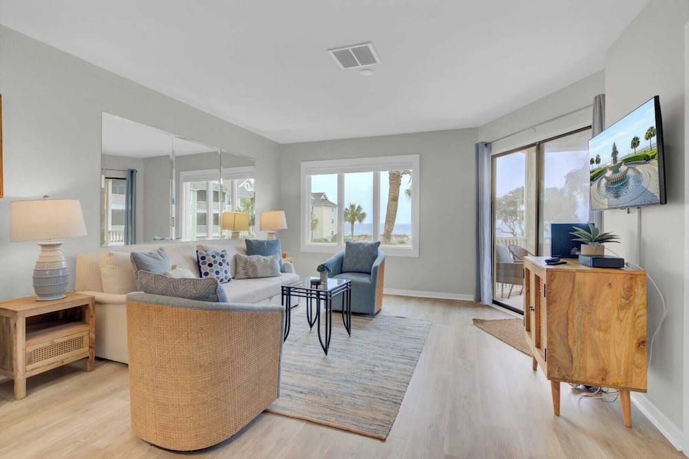 202 D Port O Call by Avantstay Beach Condo - Wild Dunes, SC