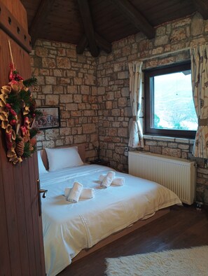 2 slaapkamers, een strijkplank/strijkijzer, wifi, beddengoed