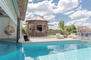 Piscina coberta i piscina climatitzada 