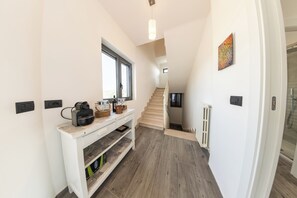 Villa | Living area -  Ville Petrara: Villa con Piscina e Spa nei Vigneti (San Mango sul Calore)