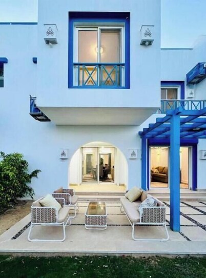 3bedroom villa mountain view