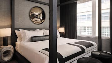 Appartement Luxe, 1 trÚs grand lit et 1 canapé-lit, cuisine, niveau Exécutif | Rideaux occultants, fer et planche à repasser, Wi-Fi gratuit