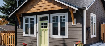 Brass Apple Cottage | Stylish, New, A/C, Wi-Fi, EV Charger & more