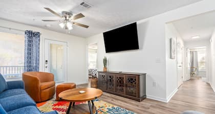 New Sweet Home AU-2 Mins to Downtown & Stadium Sleeps 10